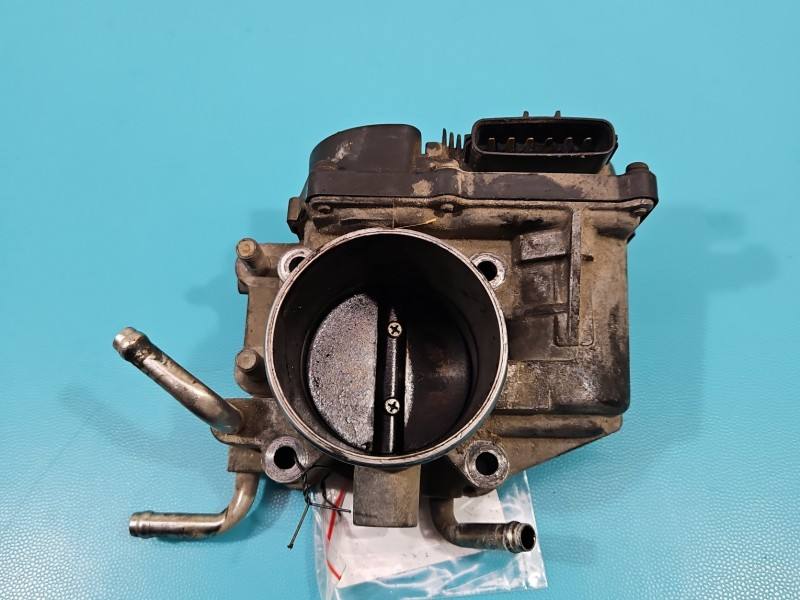 Дросельна заслінка Toyota Avensis T22 22030-28010 — фото деталі 2