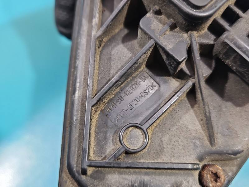 Дросельна заслінка Volvo V50 VP2S6U-9E927-F — фото деталі 9