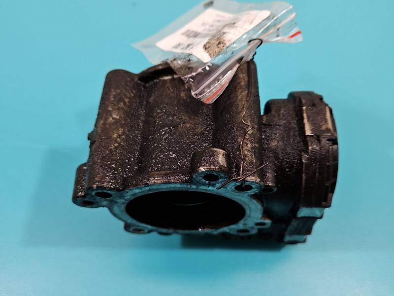 Дросельна заслінка Mercedes E W212 A6420900270 — фото деталі 5