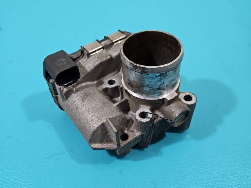 Дроссельная заслонка Nissan Qashqai 8200330810-E