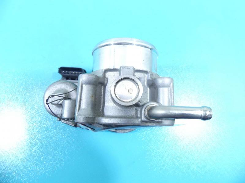 Дросельна заслінка Hyundai I30 35100-08100 — фото деталі 3