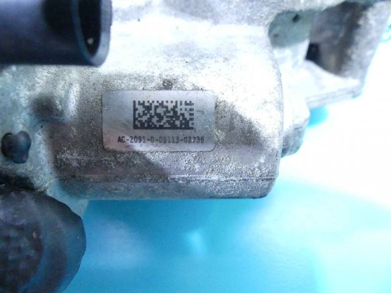 Дроссельная заслонка Volkswagen Caddy 03G128063M — фото детали 3
