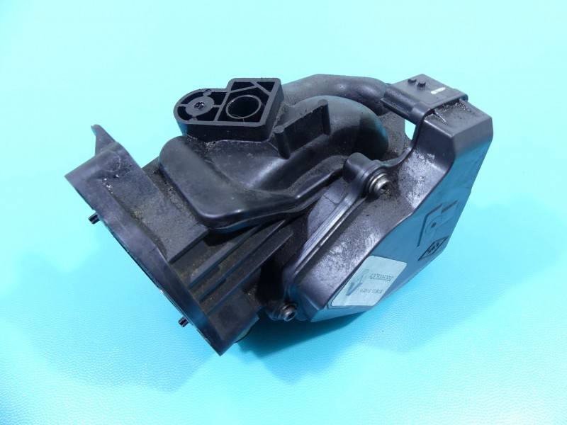 Дросельна заслінка Nissan Qashqai A2C53350932