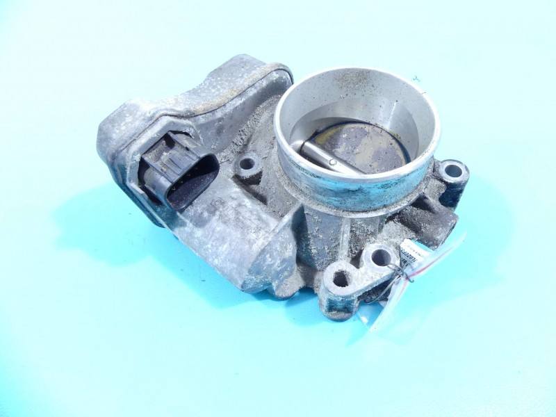 Дроссельная заслонка Opel Vectra C 05004B4685
