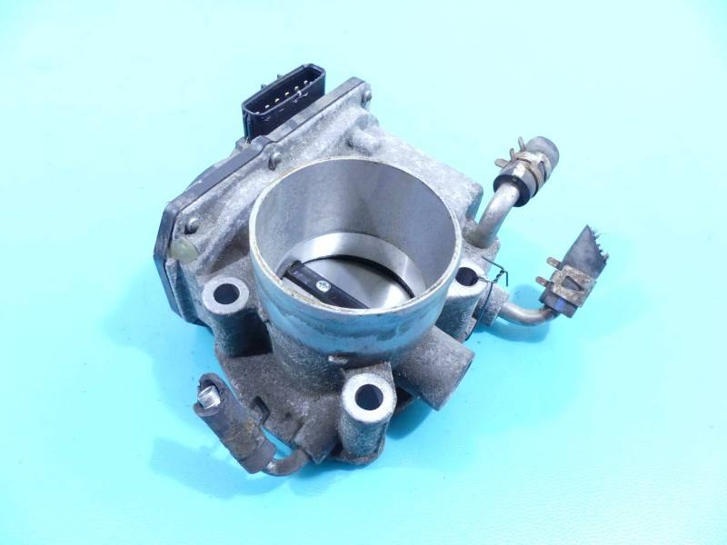 Дросельна заслінка Toyota Estima 22030-28071