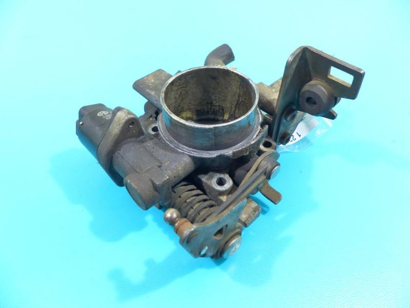 Дросельна заслінка Opel Astra G 90529710