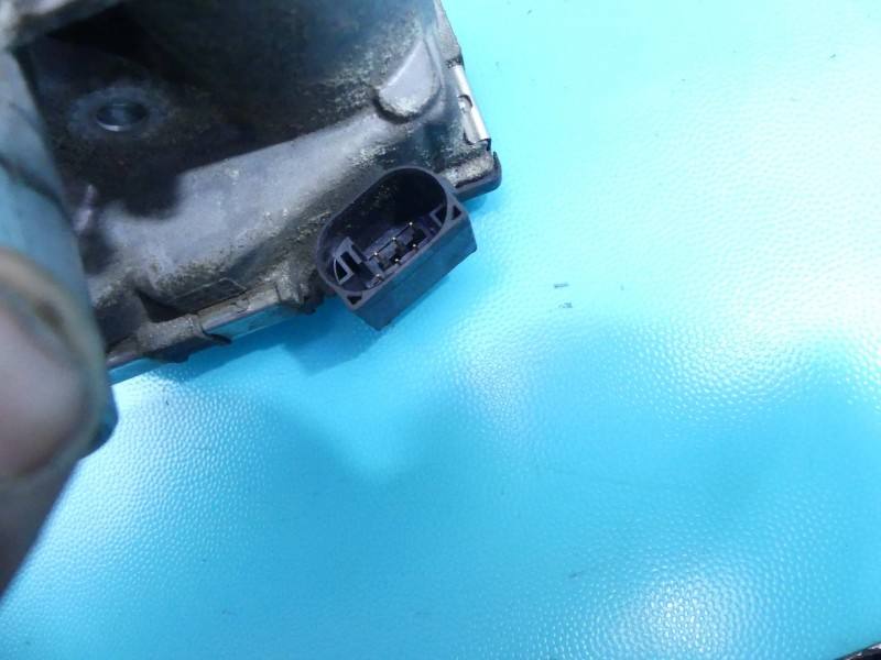 Дроссельная заслонка Kia Picanto 35100-04200 — фото детали 3