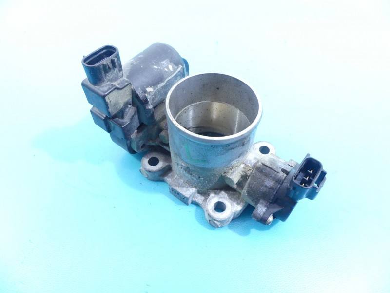 Дросельна заслінка Toyota Land Cruiser 260101HC8