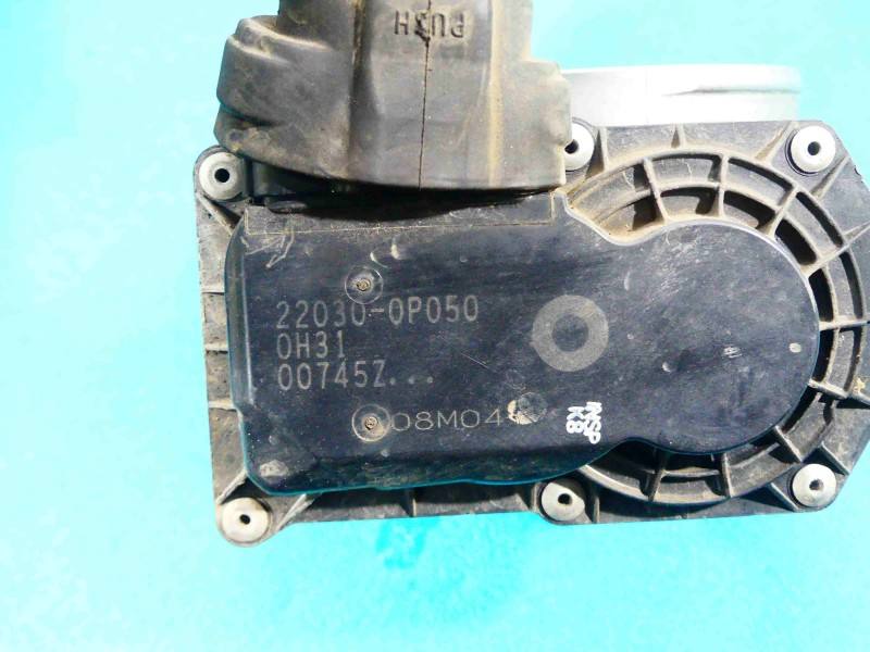Дросельна заслінка Toyota Highlander 22030-0P050 — фото деталі 8