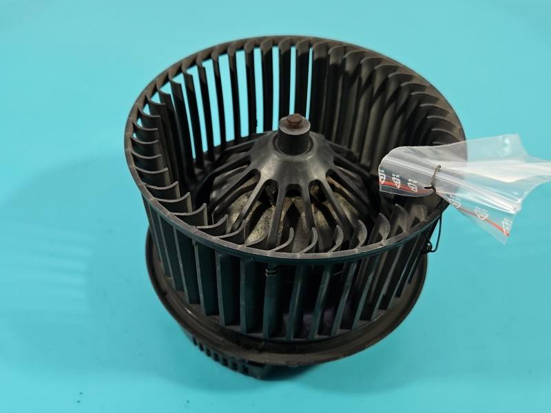 Моторчик вентилятор пічки Volvo V50 4M5H-18456-CC — фото деталі 6