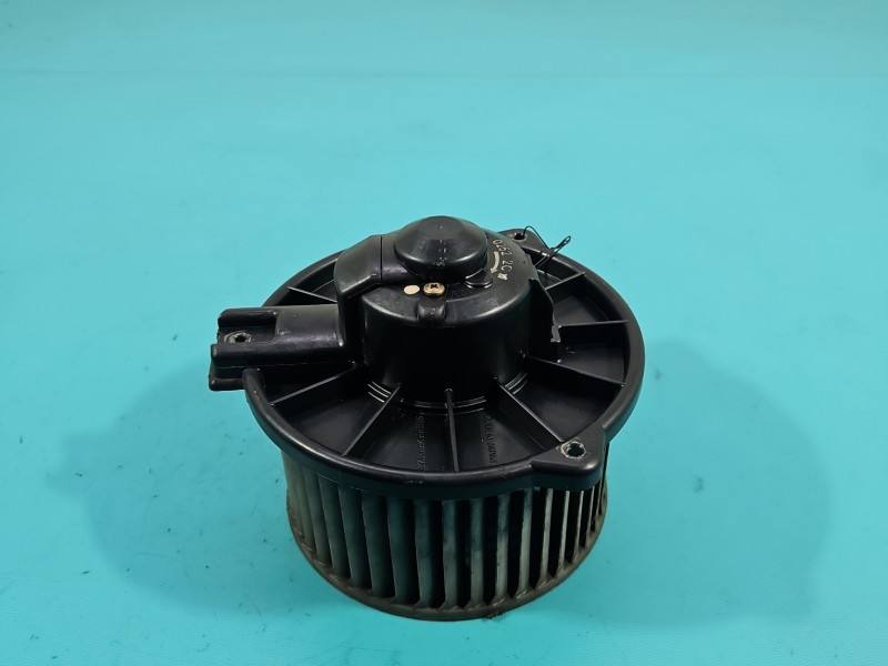 Моторчик вентилятор пічки Toyota Avensis T22 194000-0252