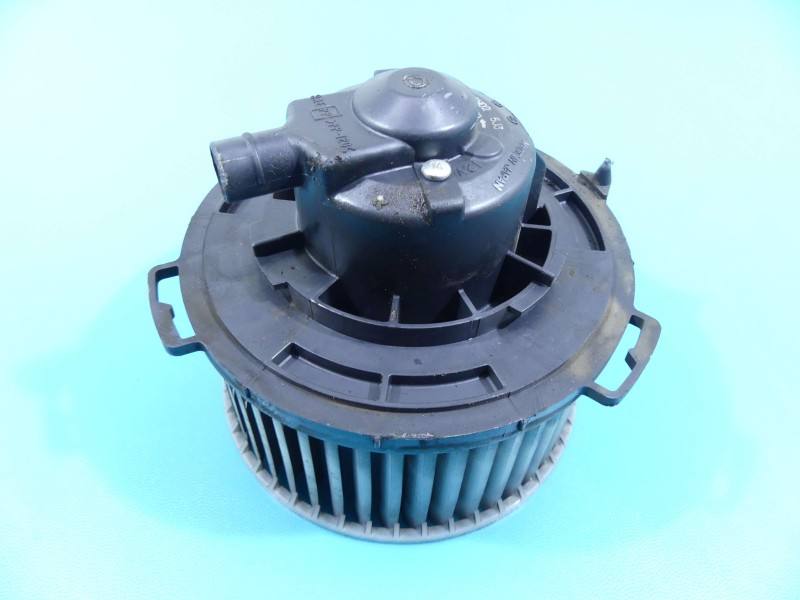 Моторчик вентилятор печки Mazda 5 894000-0270