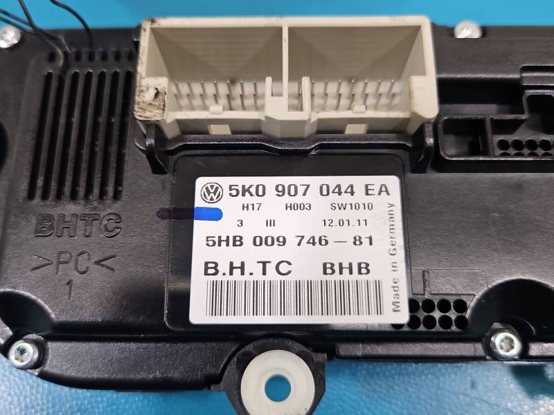 Блок керування пічкою клімат Volkswagen Passat B7 5K0907044EA — фото деталі 5