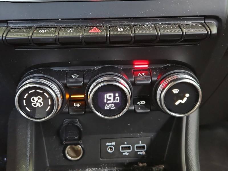 Блок керування пічкою клімат Renault Captur 275100936R