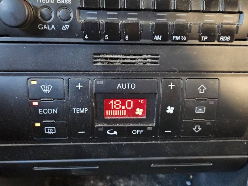 Блок керування пічкою клімат Audi A4 B5 8D0820043M