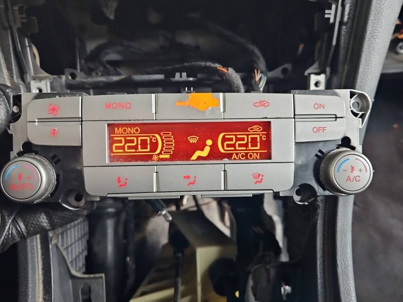 Блок керування пічкою клімат Ford Mondeo 7S7T18C612AF