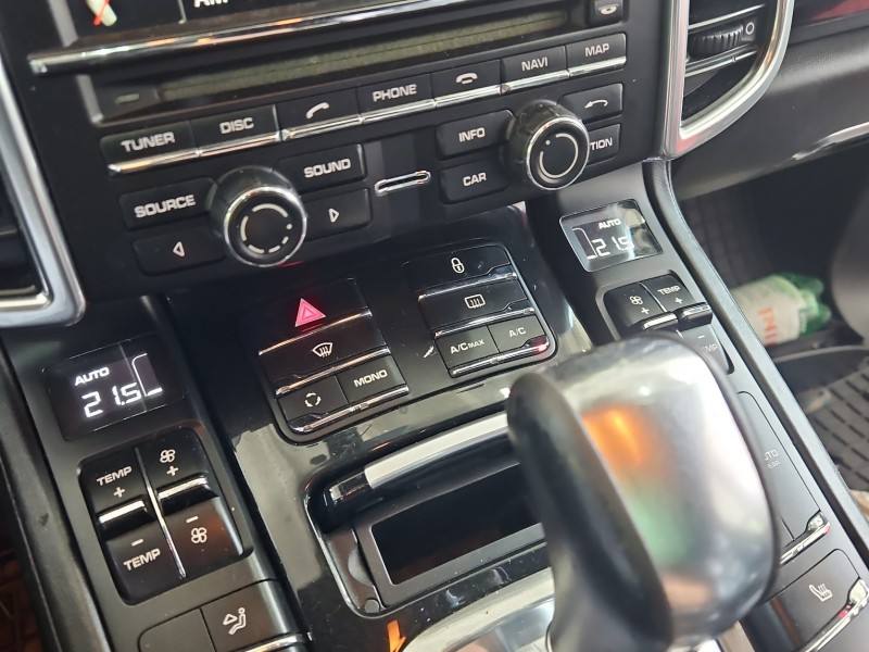 Блок керування пічкою клімат Porsche Cayenne 7P5907044