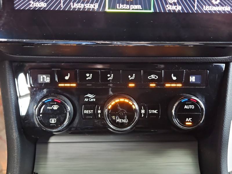Блок керування пічкою клімат Skoda Superb 3 3V0907044FK