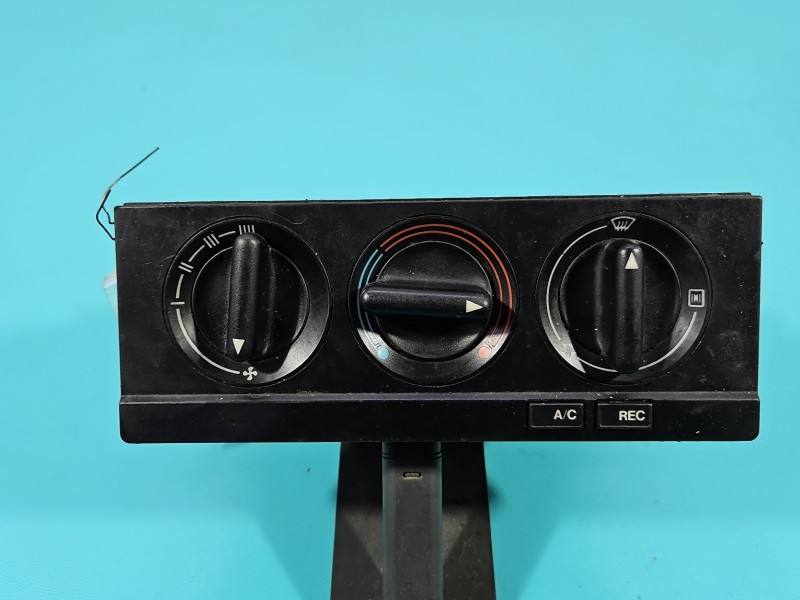 Блок керування пічкою клімат Audi 80 B4 893959621