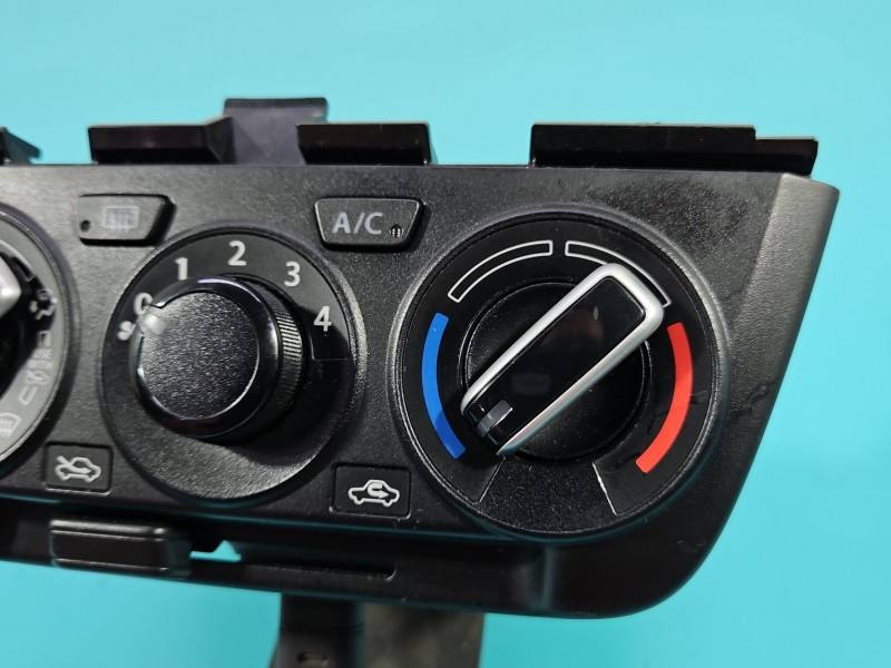 Блок керування пічкою клімат Suzuki Swift 74400A52R0 — фото деталі 2