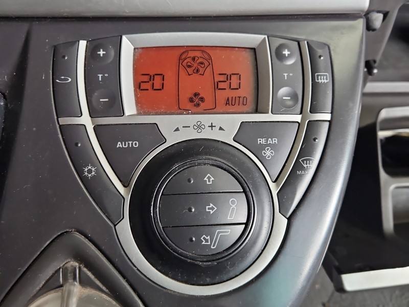 Блок керування пічкою клімат Peugeot 807 14009187YR