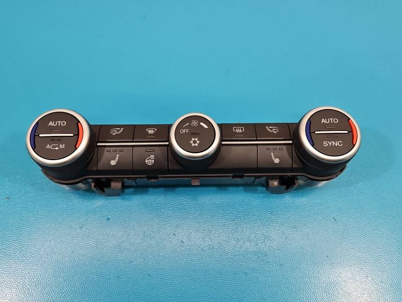 Блок керування пічкою клімат Alfa romeo Stelvio 01561303480 — фото деталі 2