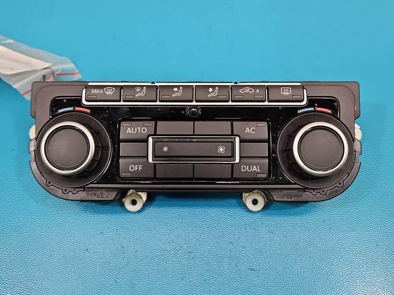 Блок керування пічкою клімат Volkswagen Golf plus 5K0907044BS — фото деталі 2