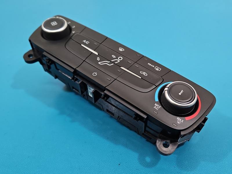 Блок керування пічкою клімат Ford Focus F1RT-18549