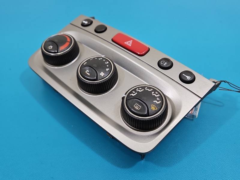 Блок керування пічкою клімат Alfa romeo 147 01560741140
