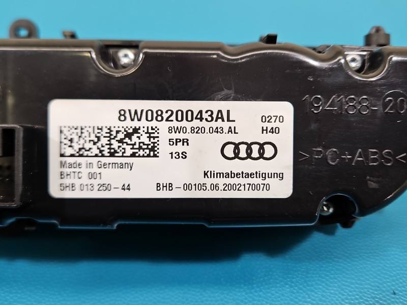 Блок керування пічкою клімат Audi A4 B9 8W0820043AL — фото деталі 5