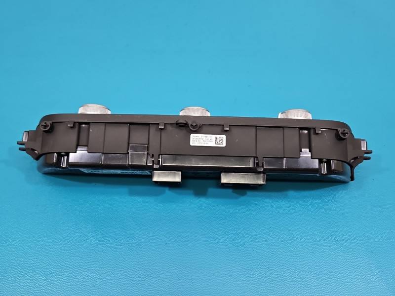 Блок керування пічкою клімат Audi A4 B9 8W0820043AL — фото деталі 9