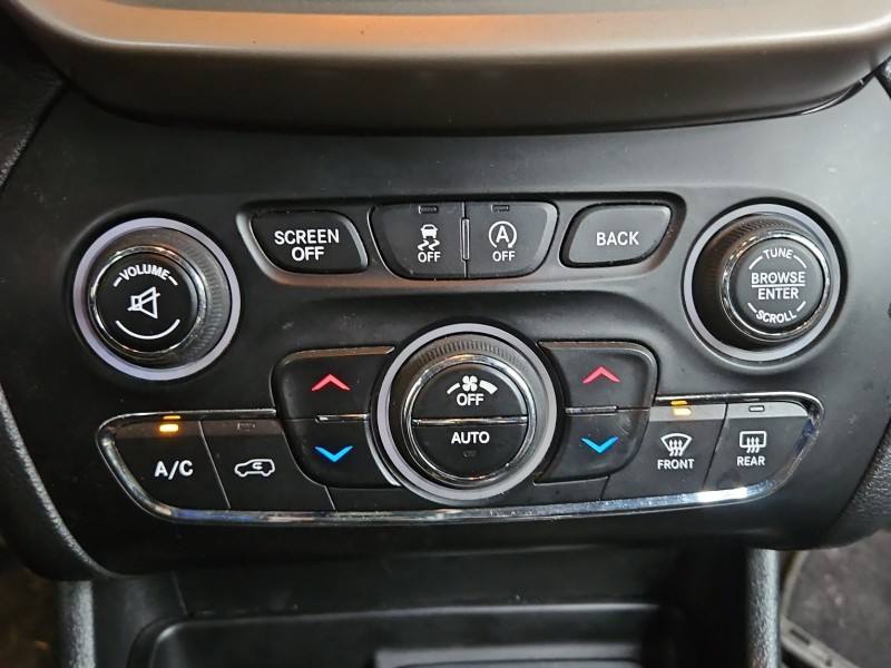 Блок керування пічкою клімат Jeep Cherokee 05091431AG