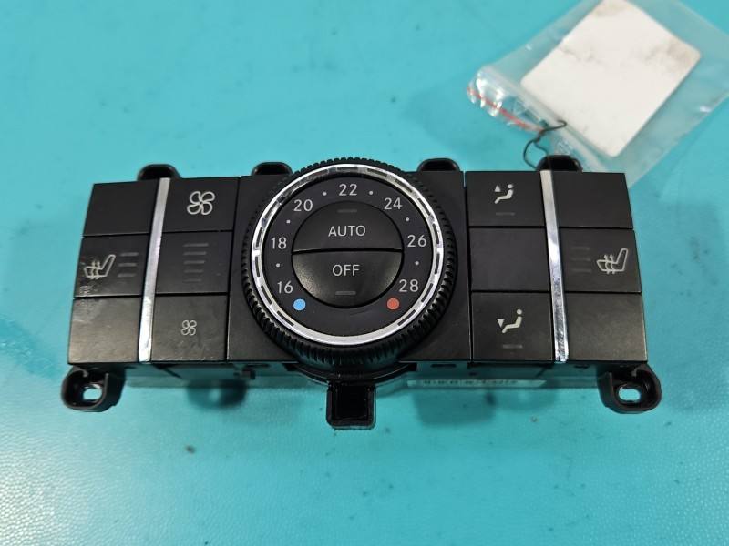 Блок керування пічкою клімат Mercedes ML W164 A1648700289