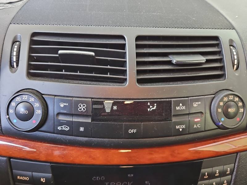 Блок керування пічкою клімат Mercedes E W211 2118302290