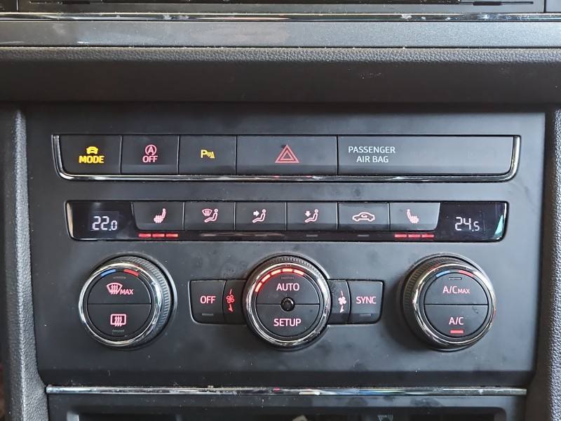 Блок керування пічкою клімат Seat Leon 5F0907044J