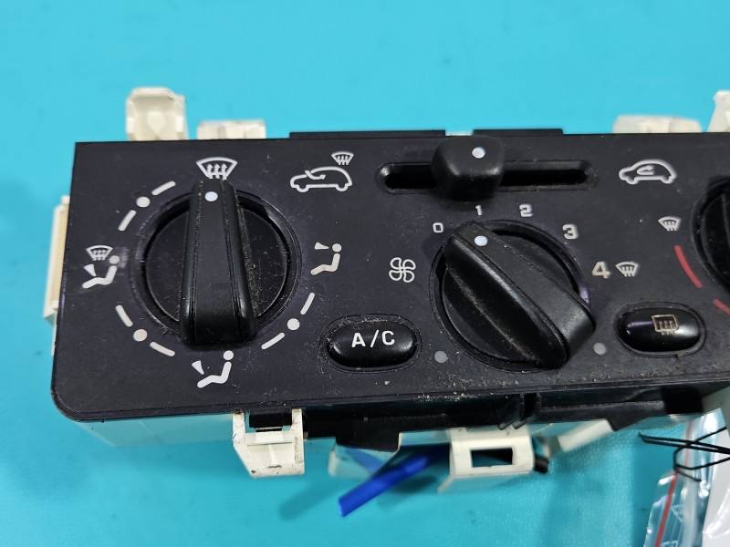 Блок керування пічкою клімат Citroen C3 F664479W — фото деталі 3