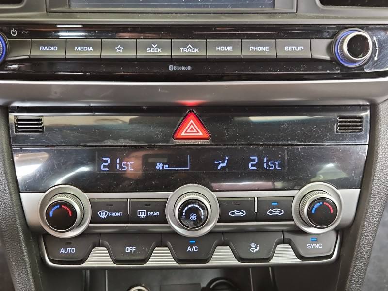 Блок керування пічкою клімат Hyundai Elantra 97250-F2DC0