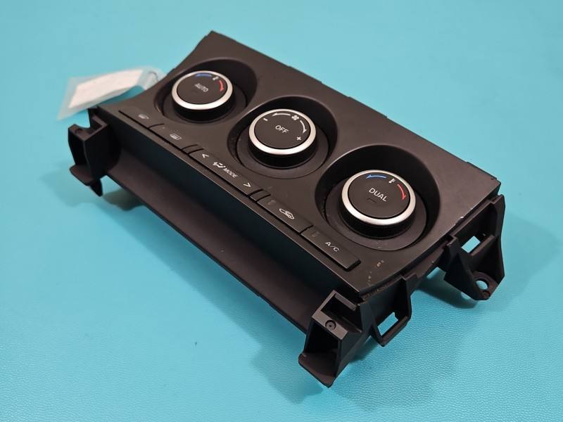 Блок керування пічкою клімат Mazda 3 VPCALH-18C612-BA