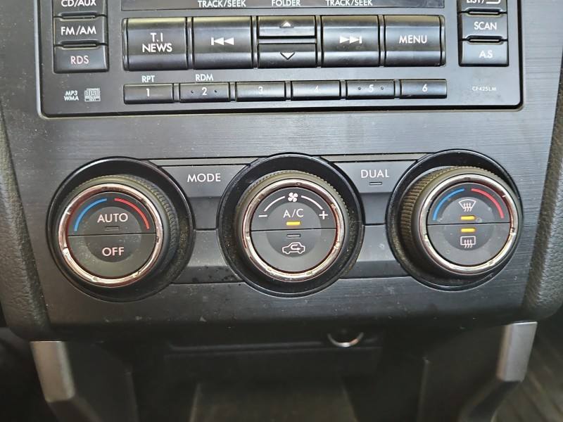 Блок керування пічкою клімат Subaru Forester 72311SG100
