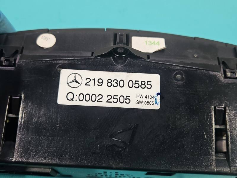 Блок керування пічкою клімат Mercedes CLS C219 2198300585 — фото деталі 9