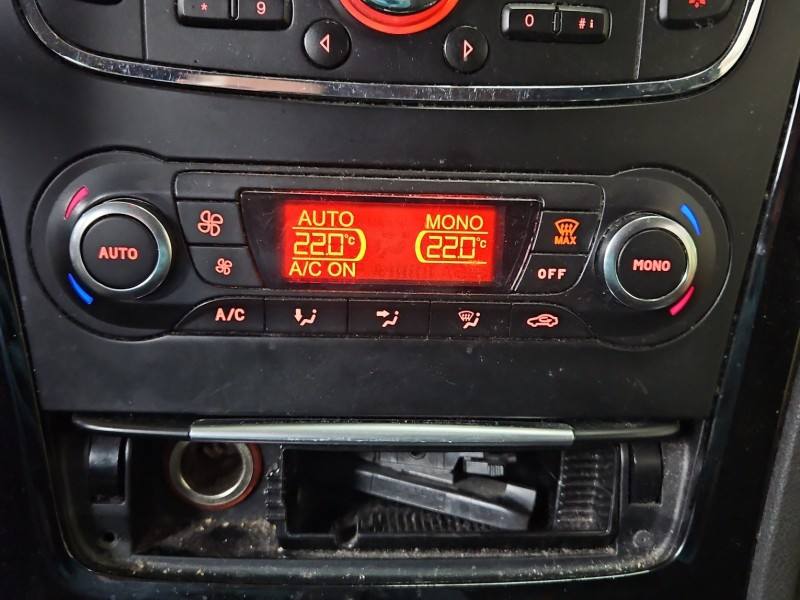Блок керування пічкою клімат Ford Mondeo BM2T18C612HB