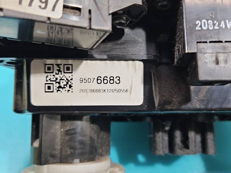 Блок керування пічкою клімат Chevrolet Aveo T300 95076683 — фото деталі 6