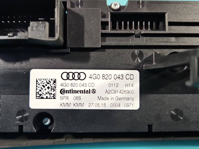 Блок керування пічкою клімат Audi A7 4G 4G0820043CD — фото деталі 3