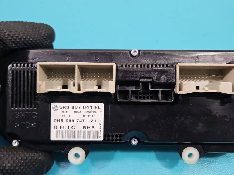 Блок керування пічкою клімат Volkswagen Sharan 5K0907044FL — фото деталі 4