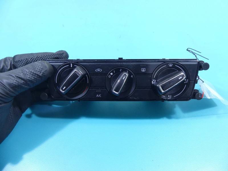 Блок керування пічкою клімат Seat Ibiza 6F1820045F