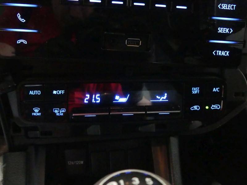 Блок керування пічкою клімат Toyota Auris 55468-02030 — фото деталі 6