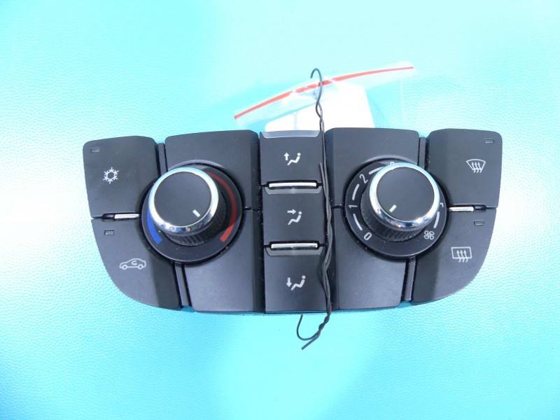 Блок керування пічкою клімат Opel Meriva B 13360099