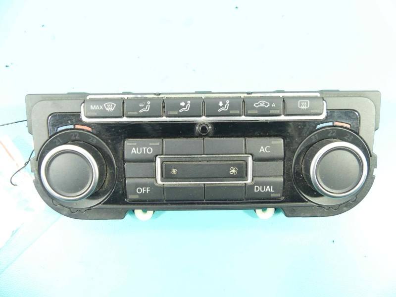 Блок керування пічкою клімат Volkswagen Passat B7 5K0907044DT