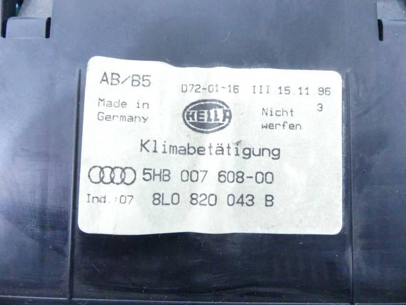 Блок керування пічкою клімат Audi A3 8L 8L0820043B — фото деталі 3