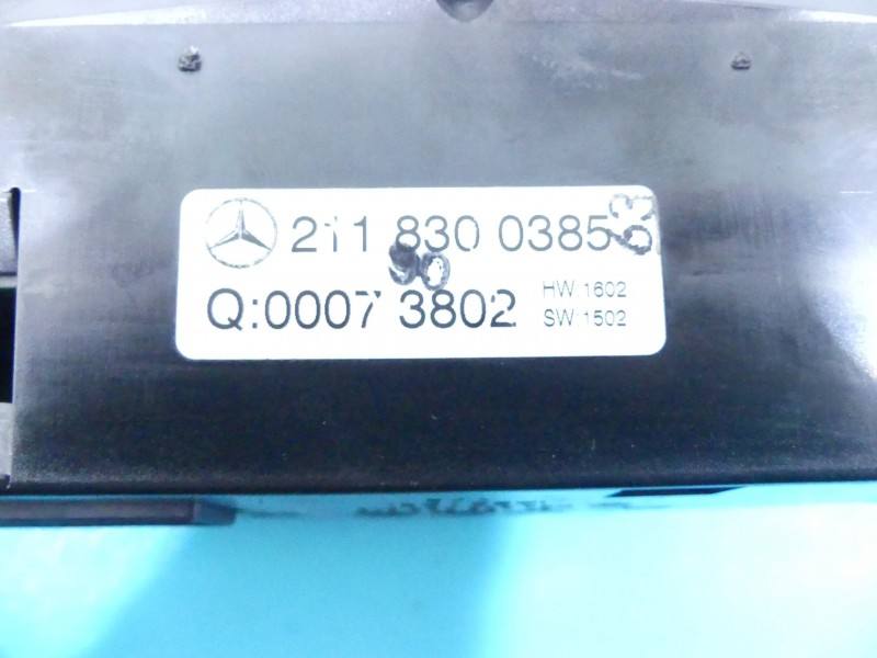 Блок керування пічкою клімат Mercedes E W211 2118300385 — фото деталі 4